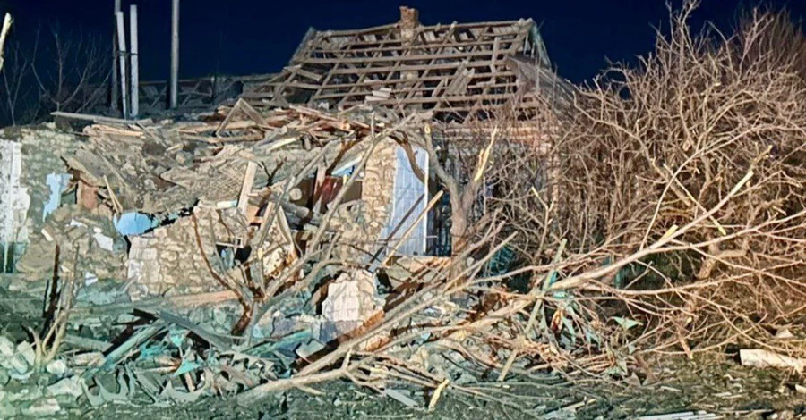 Росіяни вдарили КАБами по Комишувасі, поранені дві дитини