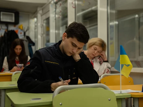 НМТ-2026 за кордоном: де скласти тест та як не залишитися без місця в центрі