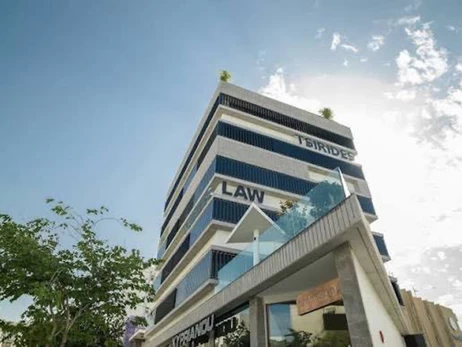 Недоторкані Кіпру: як сімейна фірма Цирідесів прикриває мільярди Шкрібляка