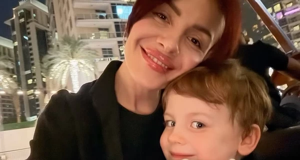 MamaRika с маленьким сыном, застрявшие в Дубае, едва не попали в больницу