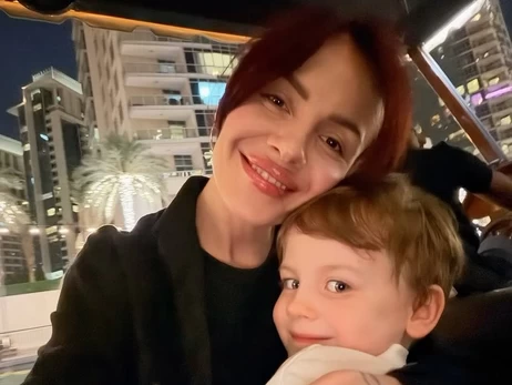 MamaRika с маленьким сыном, застрявшие в Дубае, едва не попали в больницу