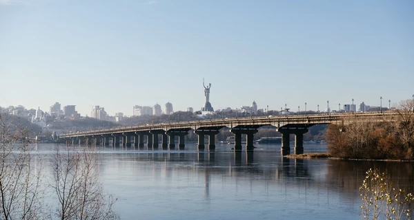 Как ездить по мосту Патона и помогут ли в случае опасности «правила Бахматова»