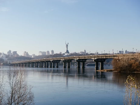 Как ездить по мосту Патона и помогут ли в случае опасности «правила Бахматова»