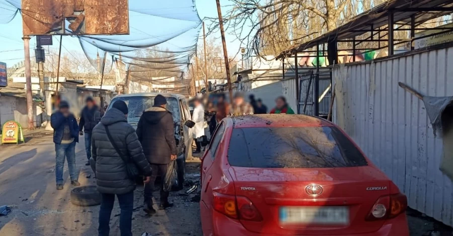 Росіяни обстріляла Херсон - є загиблі та поранені