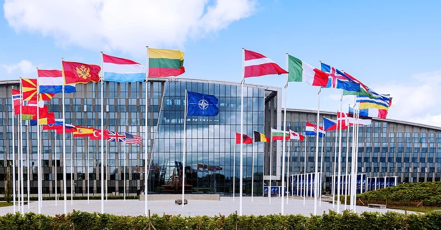 Рютте заявив, що НАТО підтримує операцію Трампа в Ірані, а Тегеран пригрозив «ядерним апокаліпсисом»