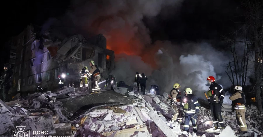 Росіяни вдарили по залізничній станції у Хмельницькій області, а в Запоріжжі поранили немовля