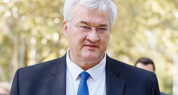 Угорщина не пускає консулів до затриманих українських інкасаторів, - Сибіга