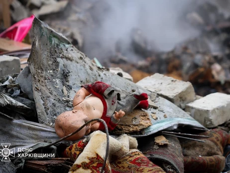 Кількість жертв російської атаки на багатоповерхівку у Харкові зросла до 11 осіб