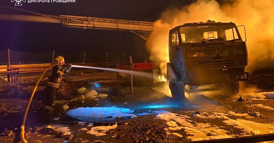 Росіяни обстріляли рятувальників, які ліквідували наслідки нічного удару на Дніпропетровщині 