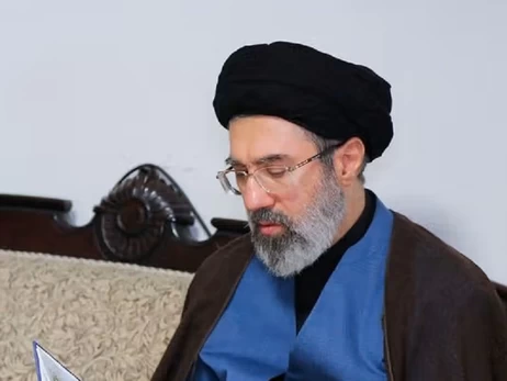  «Тіньовий принц» Моджтаба Хаменеї офіційно очолив Іран, - реакція Трампа