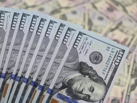 Долар підскочив до нового максимуму: офіційний курс на 10 березня
