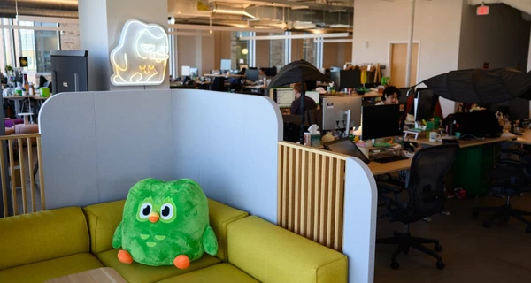 Звільняють весело і багато: у США рекордні скорочення через ШІ – чим це небезпечно