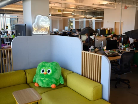 Увольняют весело и много: в США рекордные сокращения из-за ИИ – чем это опасно