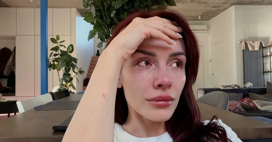 MamaRika із сином повернулася до України, після того як застрягла в ОАЕ