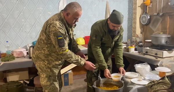 Військова кухня: як годують захисників і чому не можна обійтися без волонтерів