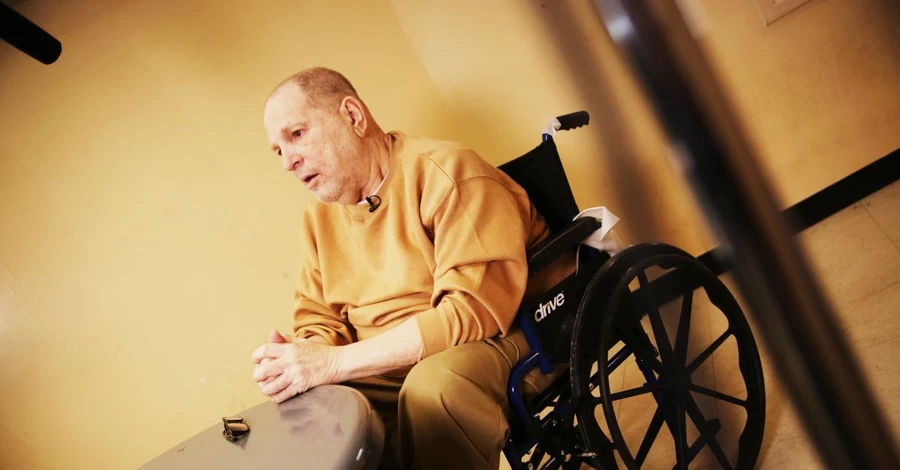 Харви Вайнштейн впервые дал интервью из тюрьмы: Это ад