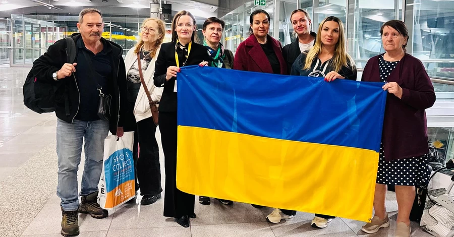 16 украинцев эвакуировали с Ближнего Востока в Варшаву, - МИД