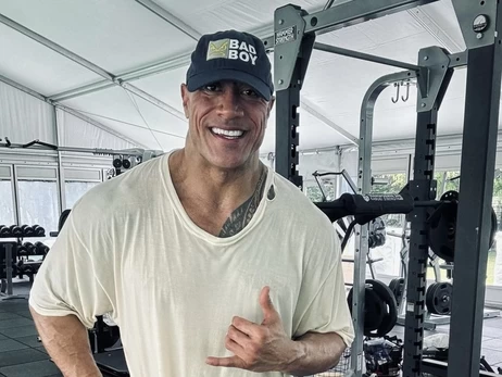 Звезда Голливуда Дуейн «Скала» Джонсон записал видеообращение украинскому командиру