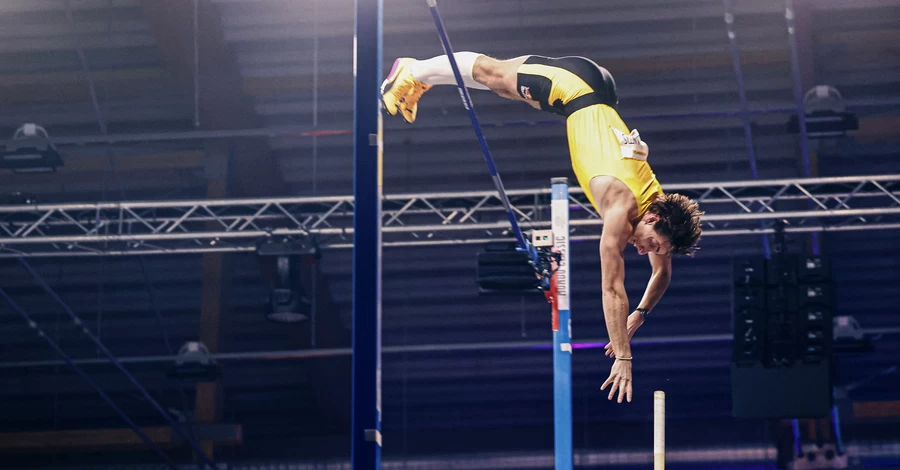 Арман Дюплантіс оновив власний світовий рекорд у стрибках із жердиною