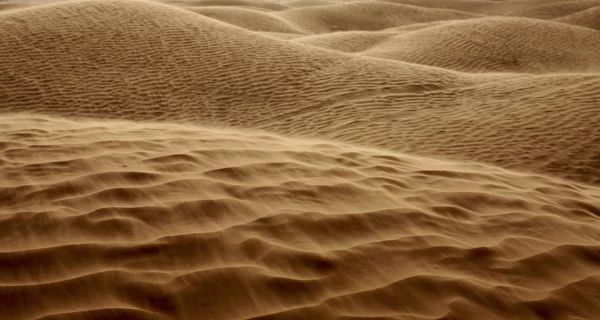 Над Европой пронеслись пыльные массы из Сахары - в NASA показали 