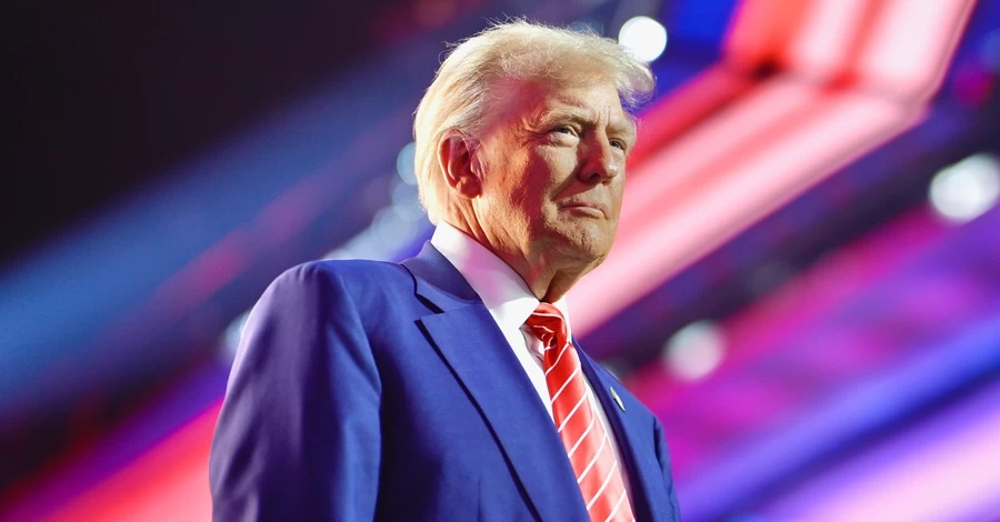 Трамп визнав, що справді купує взуття своїм міністрам та розповів, чому 