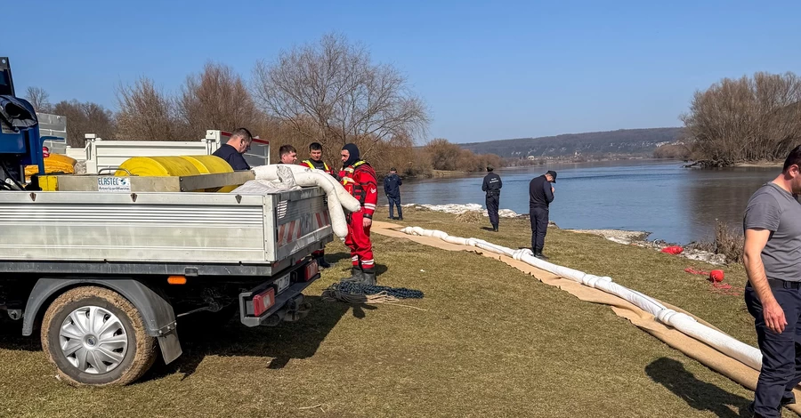 У Молдові ввели режим екологічної тривоги через забруднення Дністра після удару Росії по Україні