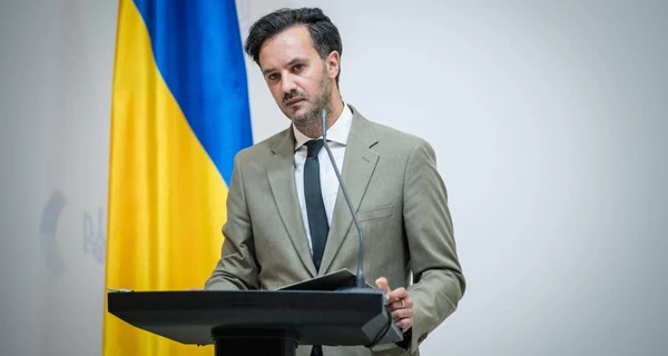 МЗС відкинуло звинувачення Угорщини у зриві вигаданої зустрічі