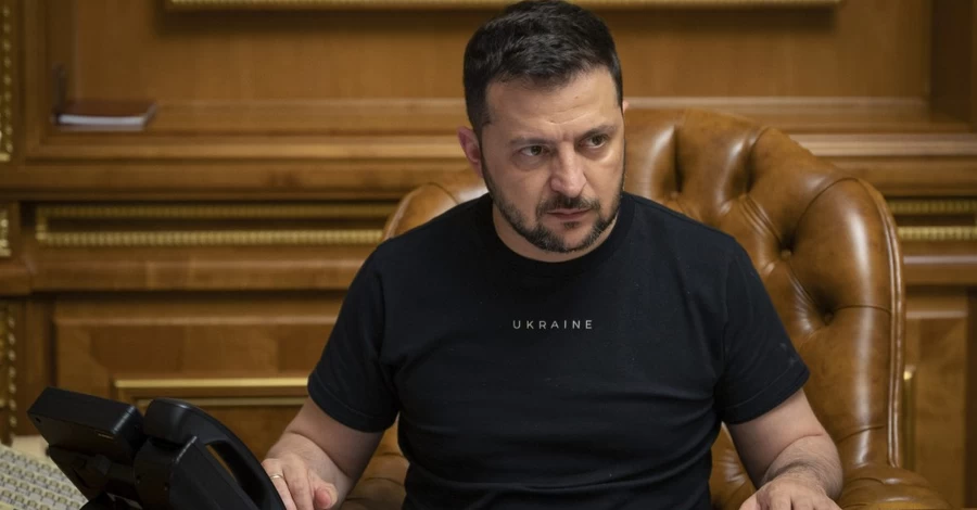 Зеленський підписав закон про протидію дискримінації та домаганням в армії