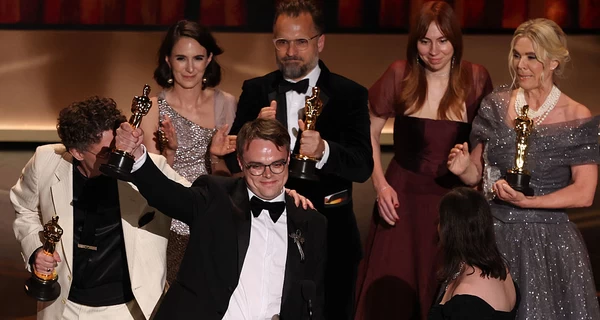 Получивший “Оскар” россиянин объяснил, почему не призвал остановить войну в Украине