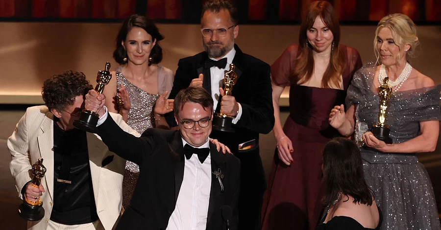 Росіянин, який отримав “Оскара”, пояснив, чому не закликав зупинити війну в Україні