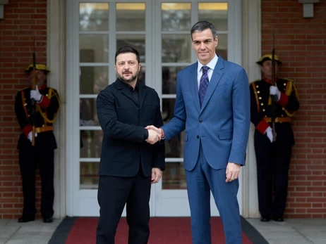 Зеленский заверил, что Украина вовремя получает помощь от ЕС, несмотря на войну на Ближнем Востоке