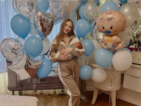 Акторка Анна Сагайдачна отримала посвідчення багатодітної мами і розкрила суму виплат 