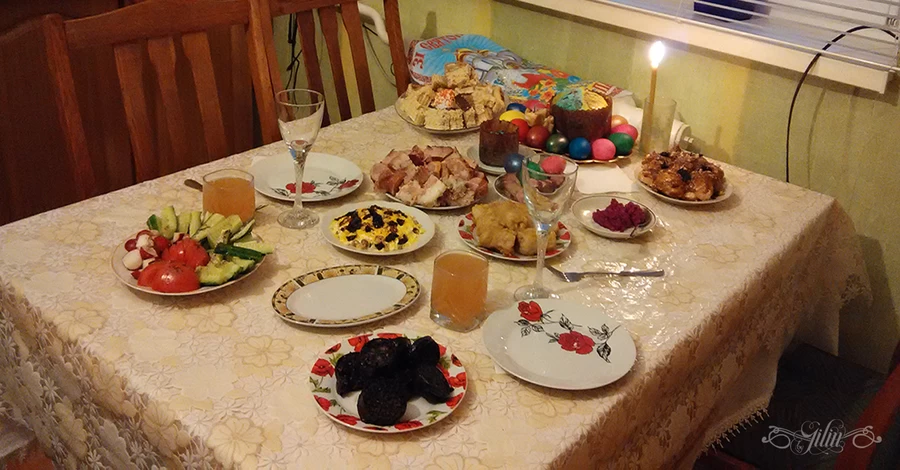 Традиционный пасхальный стол: что приготовить на праздник