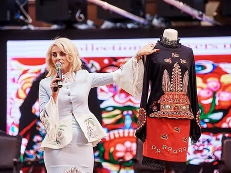 Художница петриковской росписи пригрозила дизайнеру судом из-за одежды с ее картиной