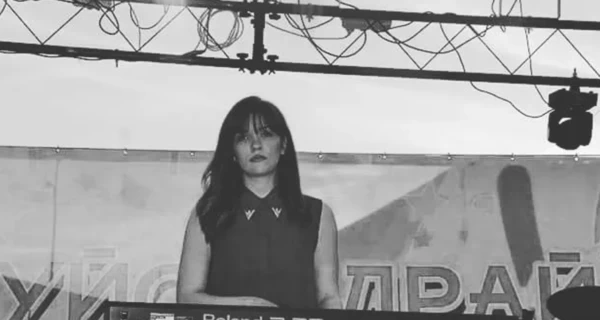 20 років болю: дівчина з багатодітної сім’ї подала заяву проти братів-військових через тортури та загибель сестри