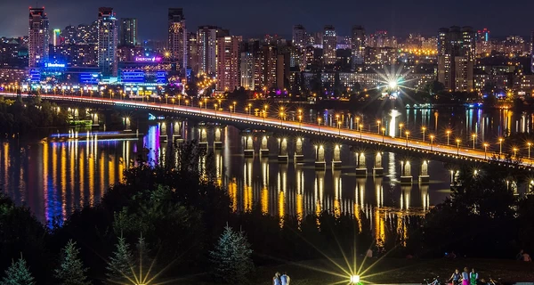 В Минразвития заявили, что за содержание моста Патона отвечает исключительно община Киева