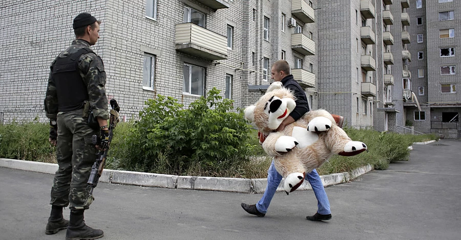 Зачем Кремль хочет привезти на оккупированные территории Украины 114 тысяч колонизаторов