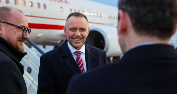 У Польщі критикують президента, який їде підтримати Орбана під час виборів