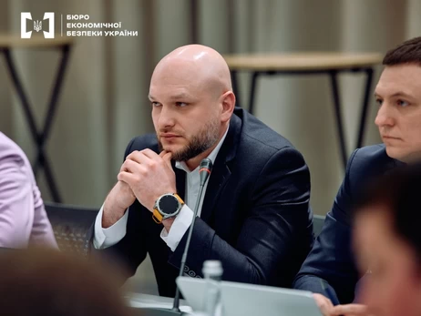 Директор БЭБ объяснил, как вышел на пенсию в 44 года и сразу получил 300 тысяч