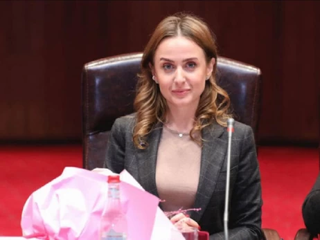 «Слуга» Володіна складає мандат