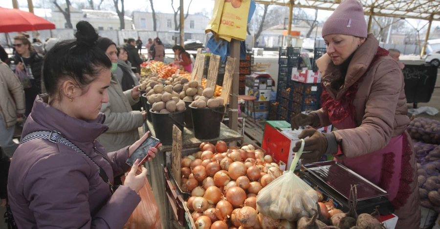 Какими будут цены на тепличные овощи и почему дорожает грецкий орех
