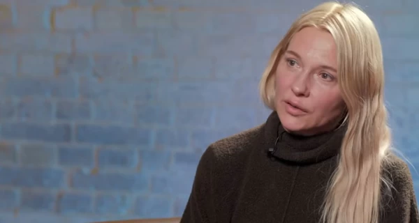 Зинаида Кубарь имеет две квартиры, три дома, машины и коллекцию драгоценных украшений, но она считает, что это 