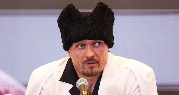 Для следующего боя Усика шьют костюм, вдохновленный Древним Египтом