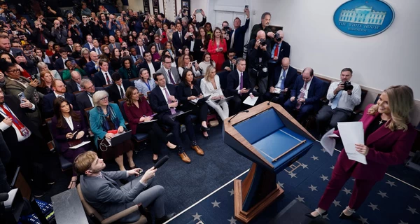 Белый дом опубликовал два загадочных видео, одно из которых удалил