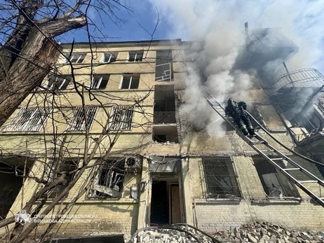 Російські війська вдарили по багатоповерхівці у Дніпрі - є постраждалі