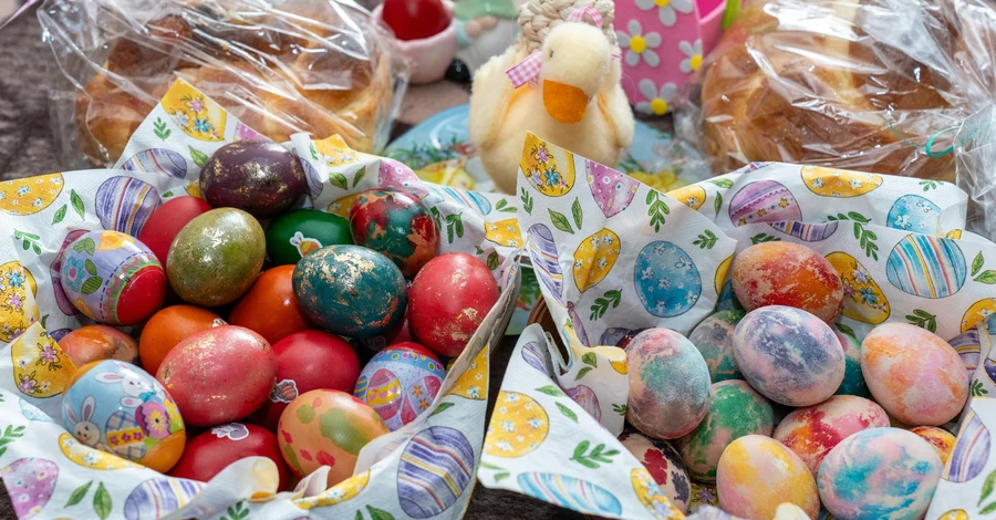 Як пофарбувати яйця на Великдень: прості методи