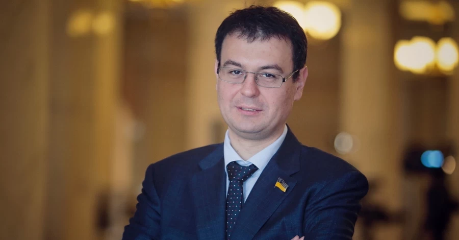 Партія Гетманцева, Кіма, Терехова та Вілкула обійшла «Слугу Народу» за результатами опитування СОЦИС