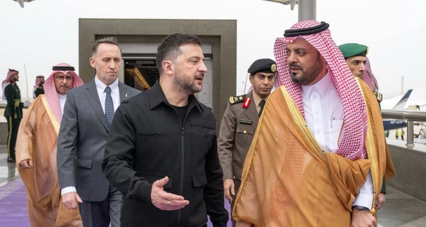Владимир Зеленский прибыл в Саудовскую Аравию