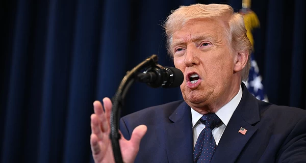 Трамп заявил, что США перекидывают оружие, предназначенное для Украины, на другие направления