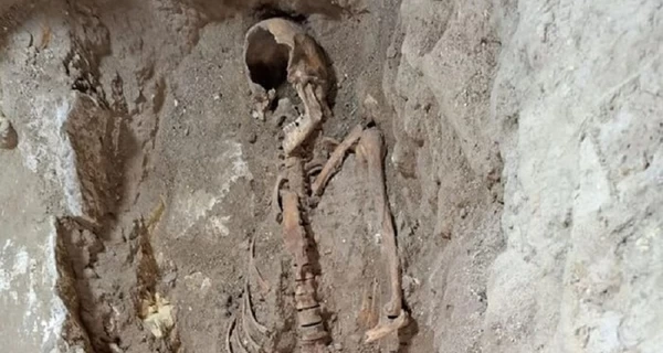 В Нидерландах археологи нашли вероятный скелет мушкетера д'Артаньяна